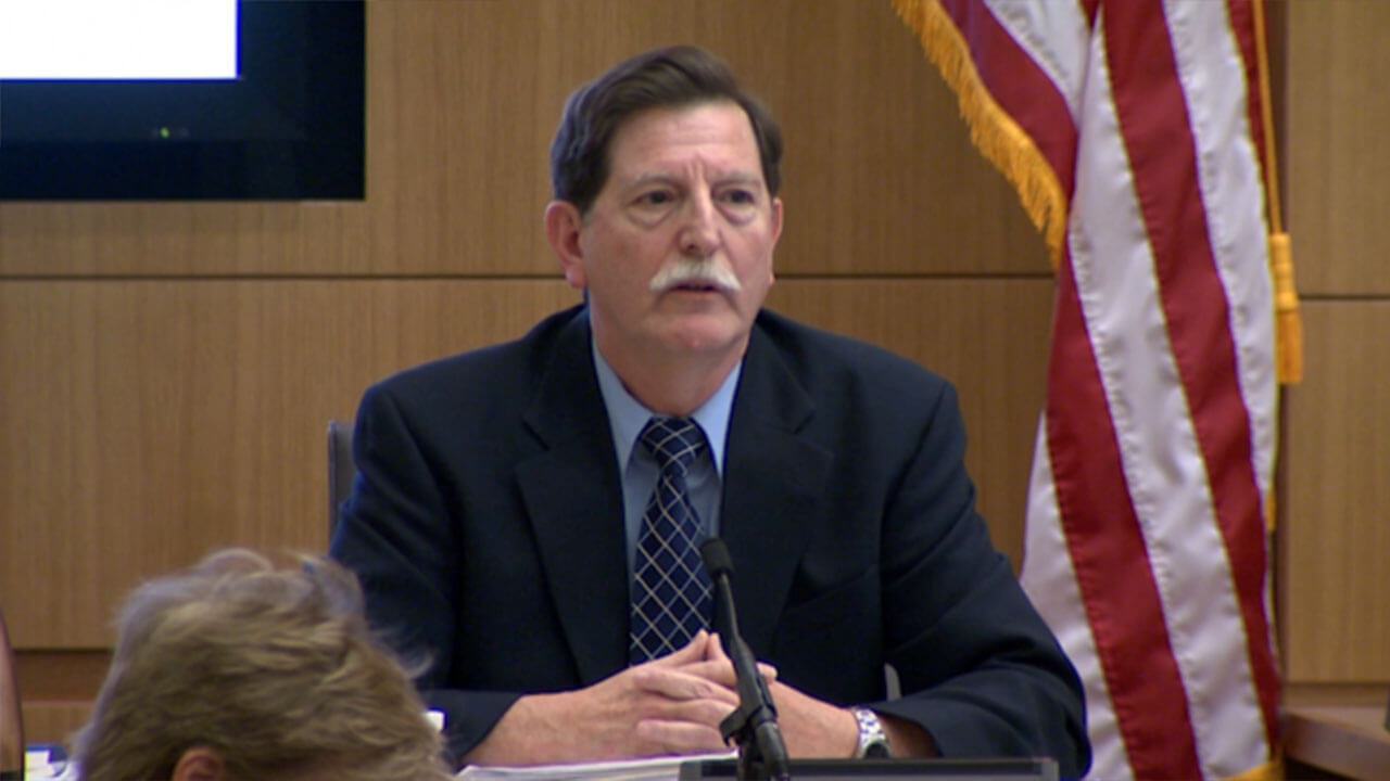 68-AZ v. Arias: Dr. Robert Geffner | Court TV