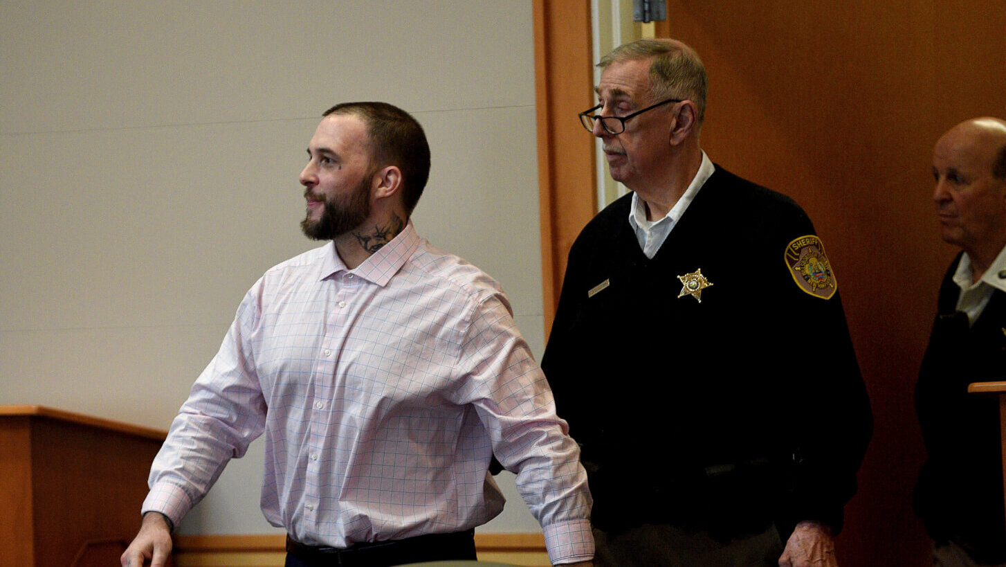 Lesser Adam Adam Montgomery to admit guilt to lesser charges in murder trial | Court TV