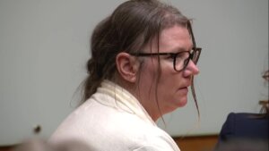 jennifer crumbley appears in court