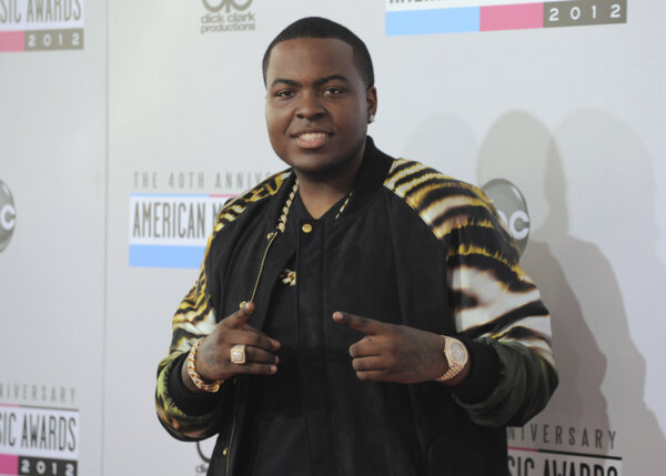 sean kingston smiles