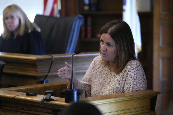 nicole albert testifies