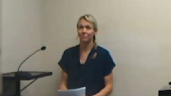 jennifer gledhill appears in jail clothes