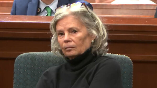 melody farris sits in court