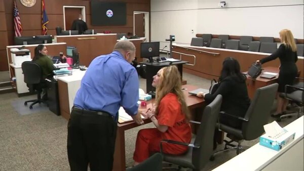 Lori Daybell appears in court