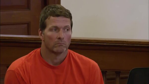 Todd Mullis appears in court