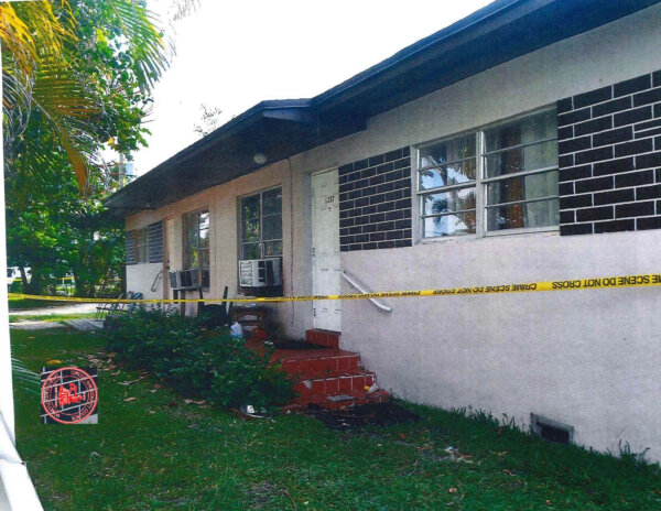 exterior photo of house