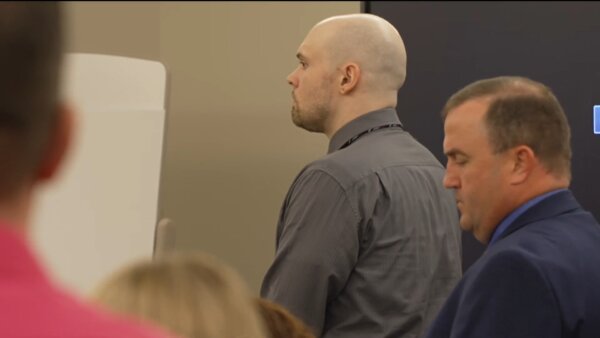 tanner horner stands in court